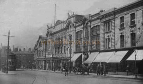 A postcard showing the Palace Hippodrome Theatre, Burnley, posted in 1919.