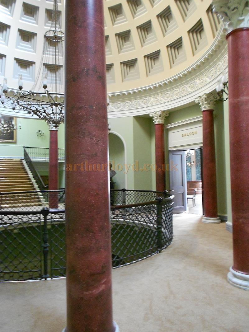 The Theatre Royal, Drury Lane in May 2013 - Photo M.L.