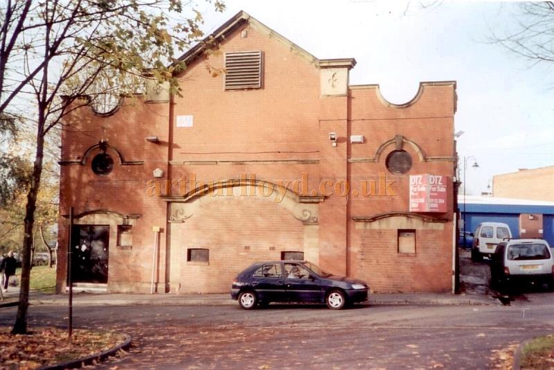 The former Palace Theatre, Heckmondwike - Courtesy Neil Sean (Maycon Productions and Alan Scott Enterprizes)