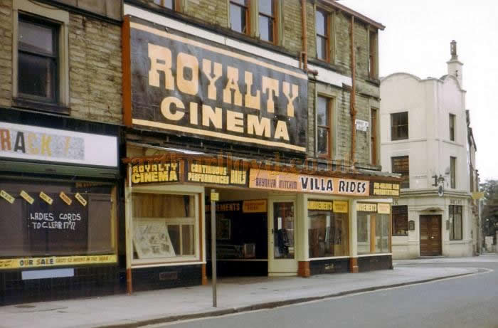 The Royalty Theatre in use as a cinema in the 1960s showing the film 'Villa Rides' - Courtesy Harry Rigby
