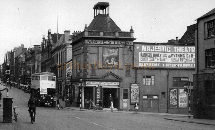 The Majestic Theatre, Northampton, formerly the Palace Theatre - Courtesy Paul Bland